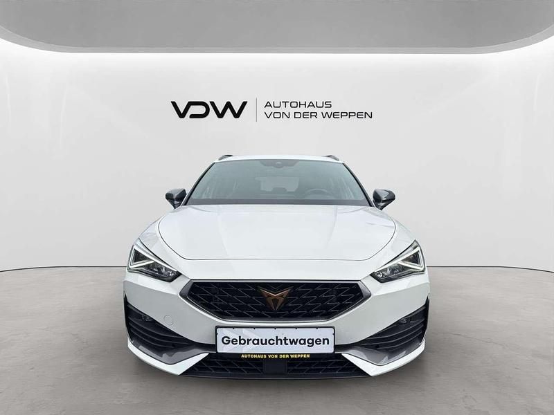Gebraucht Cupra Leon VZ 245 PS (180 kW) 2024 Candy weiß Kombi
