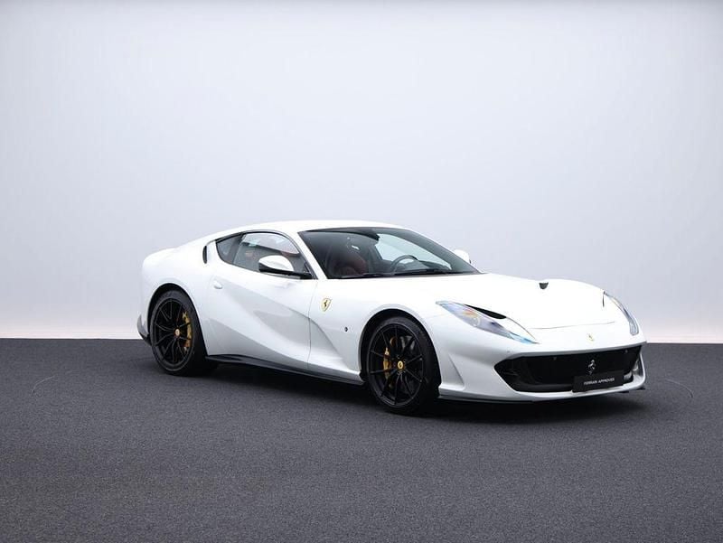 Gebraucht Ferrari 812 799 PS (587 kW) 2018 Weiß Coupé