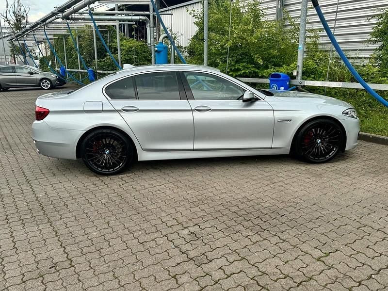 Gebraucht BMW 535 Luxury Line 313 PS (230 kW) 2016 Silber Limousine