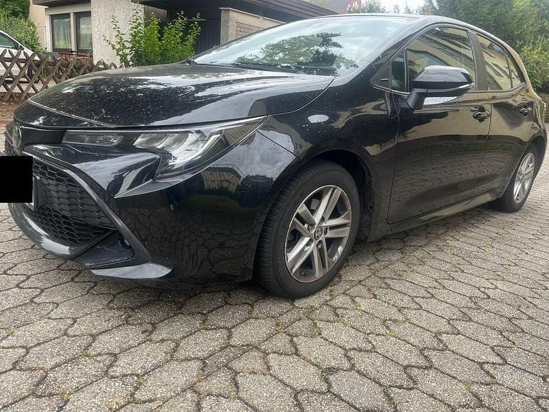 Schwarz Gebraucht 2020 Toyota Corolla Kleinwagen | 17.750 € (Fairer Preis) - Bild 1/4