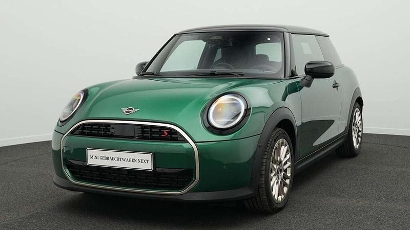Grün Gebraucht 2024 Mini Cooper S Favoured Kleinwagen | 28.516 € (Superpreis) - Bild 1/4