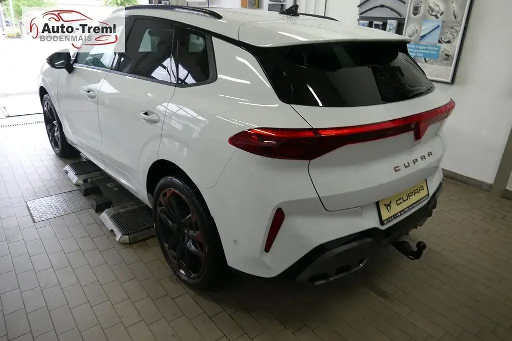 Neu Cupra Terramar 204 PS (150 kW) 2026 Glacial weiß SUV