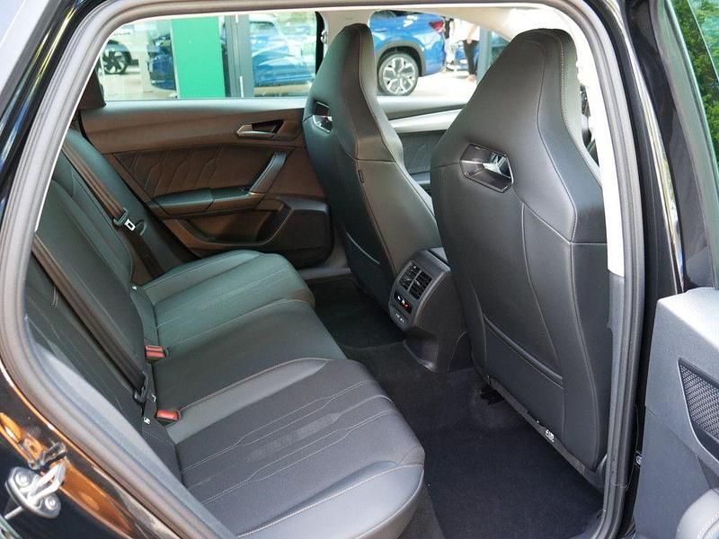 Usata Cupra Leon 190 CV (139 kW) 2024 Nero Berlina