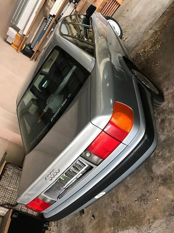 Gebraucht Audi 100 133 PS (97 kW) 1991 Blau Limousine