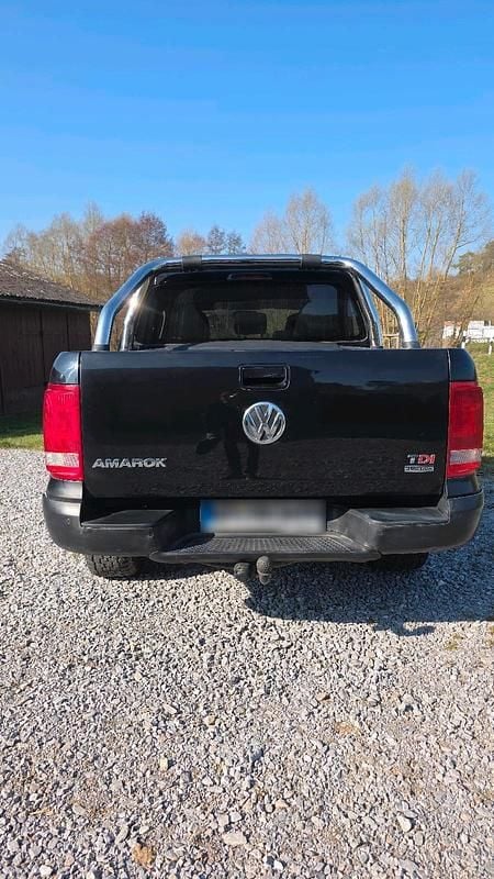 Gebraucht VW Amarok 163 PS (119 kW) 2011 Schwarz Pickup