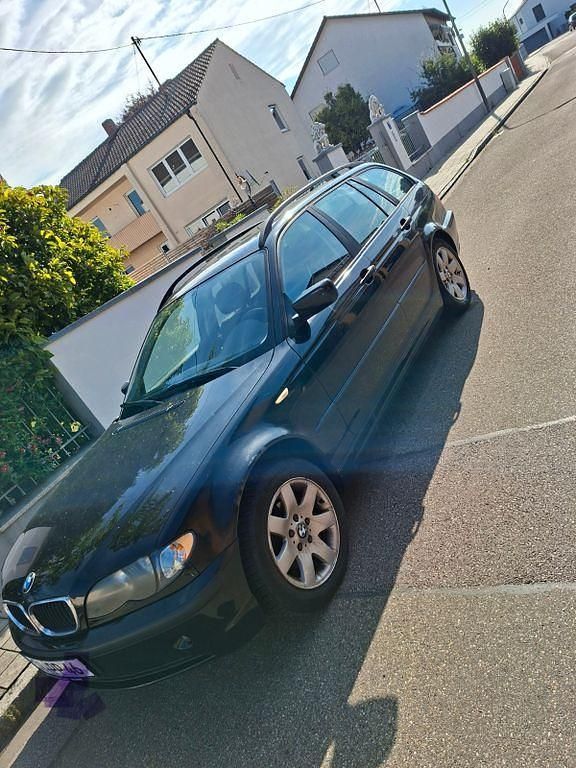 Gebraucht 2004 BMW 318 Sport Line Kombi | 690 € (Guter Preis) - Bild 1/4
