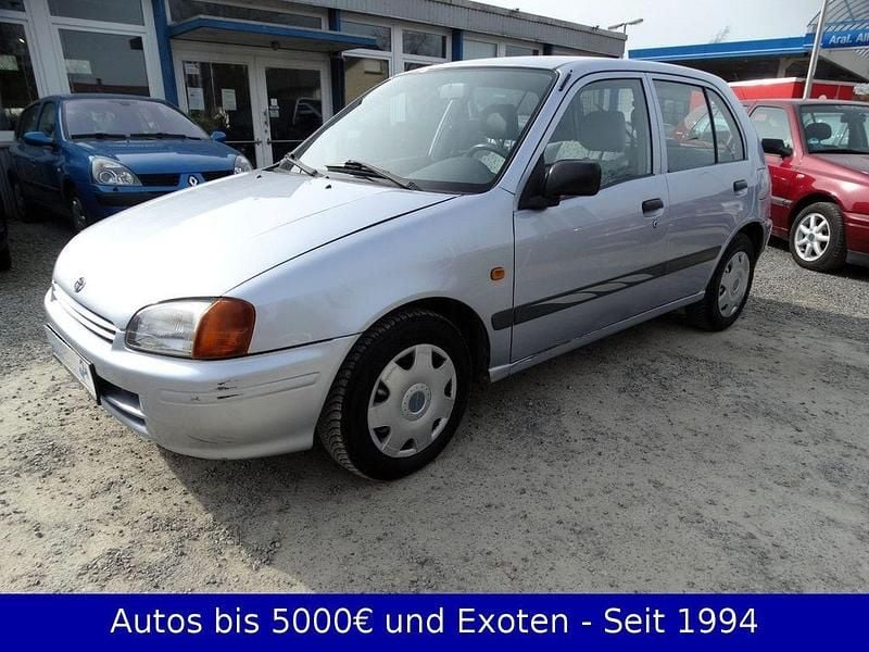 Gebraucht Toyota Starlet 75 PS (55 kW) 1998 Blau Kleinwagen