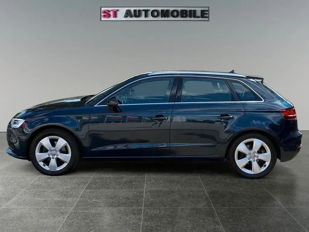 Gebraucht Audi A3 150 PS (110 kW) 2017 Blau Limousine