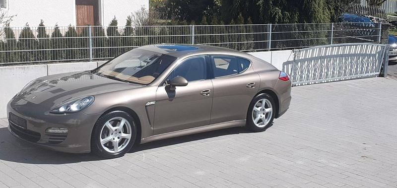 Gebraucht Porsche Panamera 299 PS (219 kW) 2010 Braun Kleinwagen