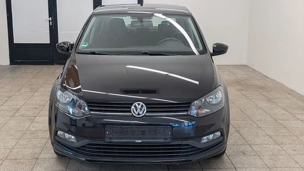 Usata VW Polo Trendline 60 CV (44 kW) 2014 Nero Berlina