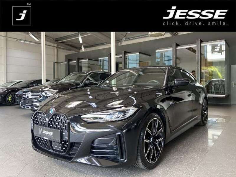 Black sapphire metallic (metallic) Gebraucht 2023 BMW 420 M Sport Limousine | 41.490 € (Fairer Preis) - Bild 1/2