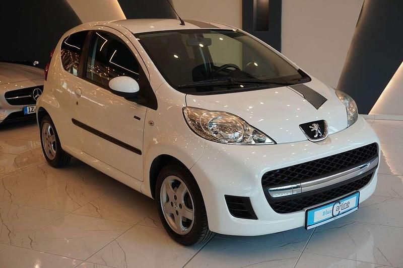 Gebraucht Peugeot 107 Sportium 68 PS (50 kW) 2012 Zu lackieren weiss 068/deckend Kleinwagen