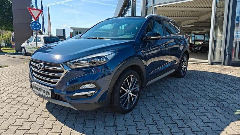 Blau Gebraucht 2018 Hyundai Tucson Passion Plus SUV | 18.490 € (Fairer Preis) - Bild 1/4