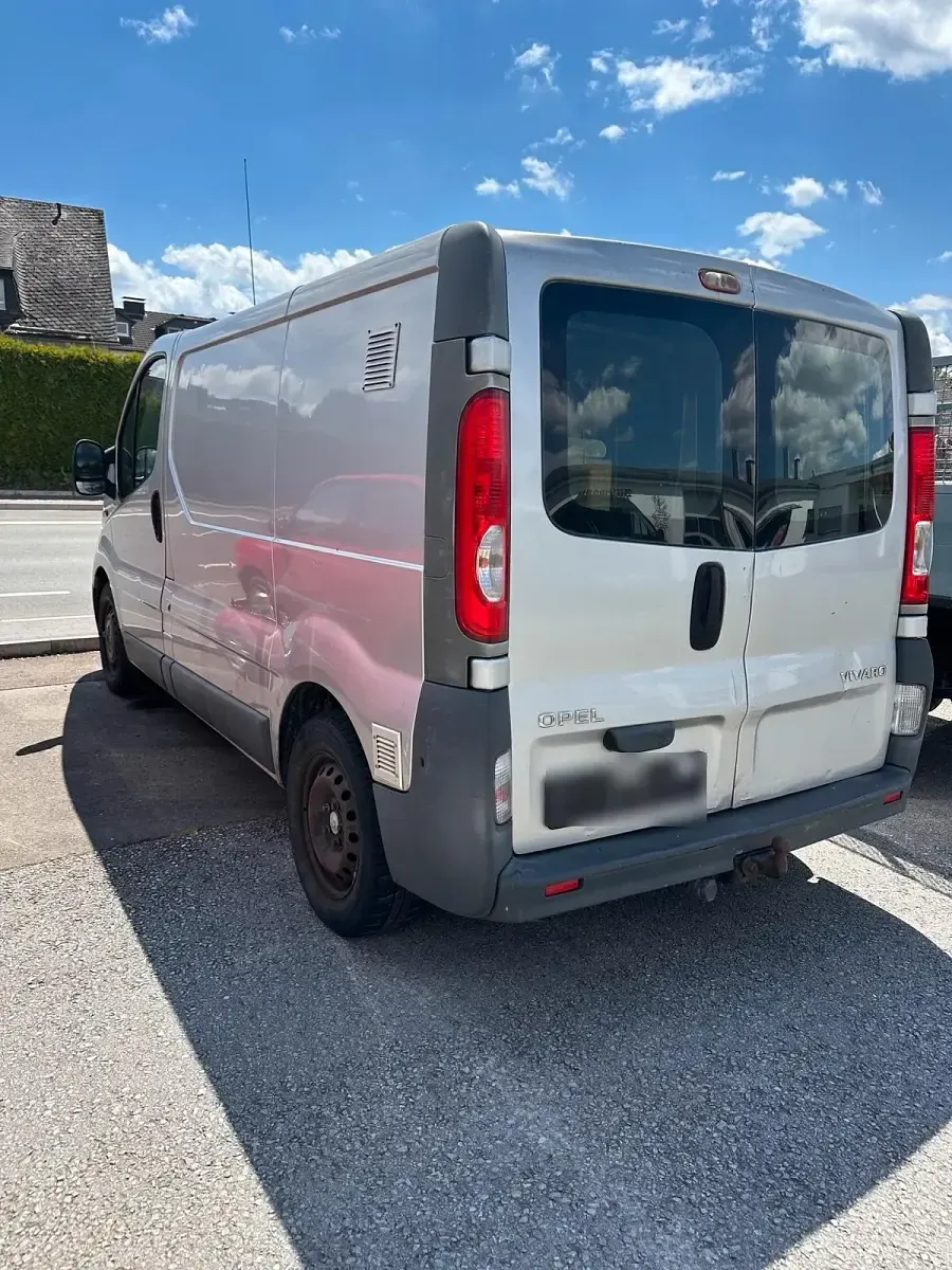 Gebraucht Opel Vivaro 2007 Silber Van / Kleinbus