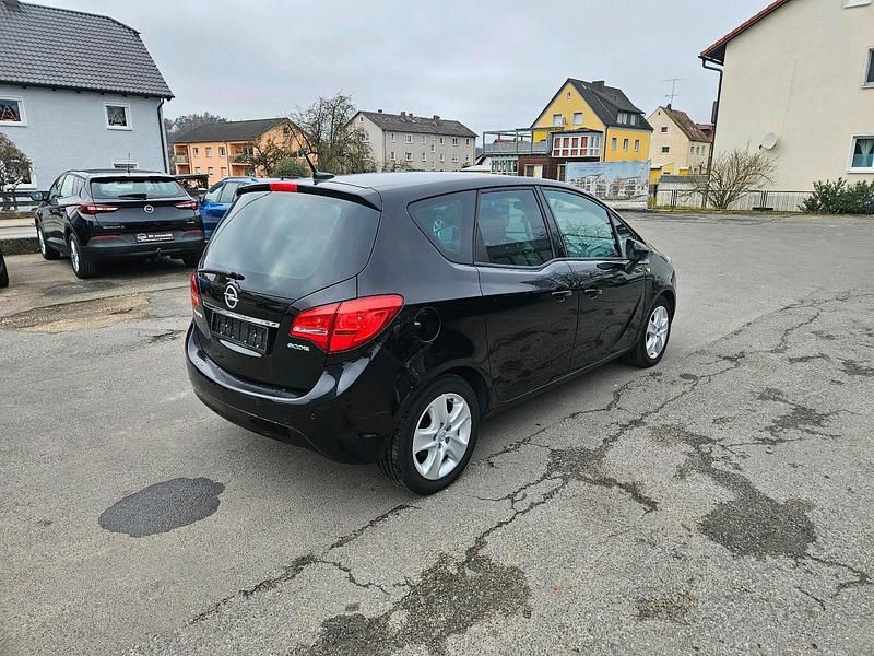 Gebraucht Opel Meriva 120 PS (88 kW) 2011 Schwarz Van / Kleinbus