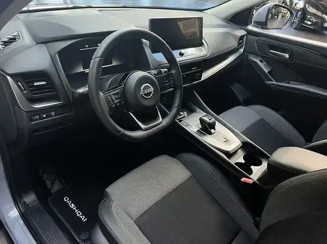 Gebraucht Nissan Qashqai 360º 158 PS (116 kW) 2025 Ceramic grey SUV