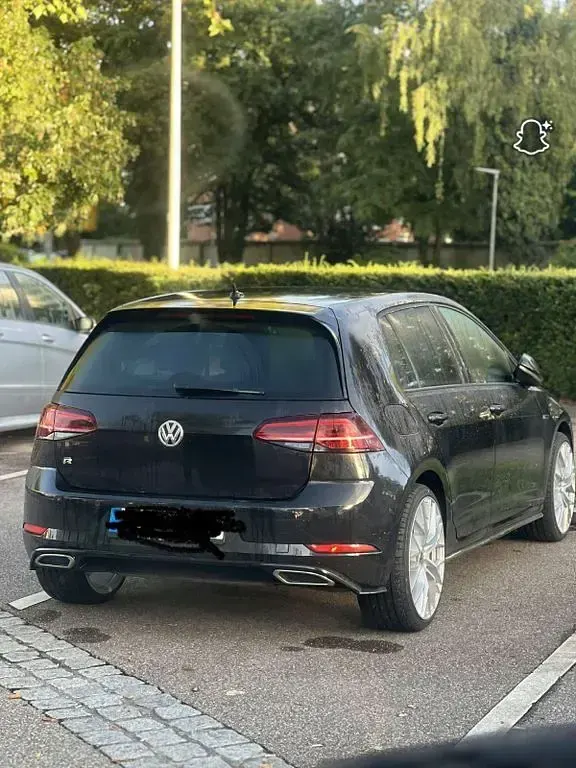 Gebraucht VW Golf VII Comfortline 150 PS (110 kW) 2018 Schwarz Limousine