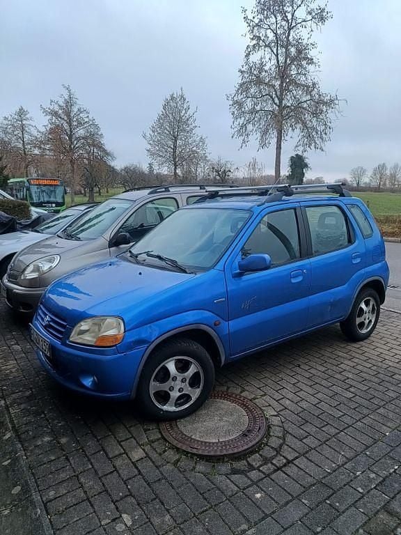 Blau Gebraucht 2004 Suzuki Ignis Club Limousine | 1.950 € (Guter Preis) - Bild 1/4