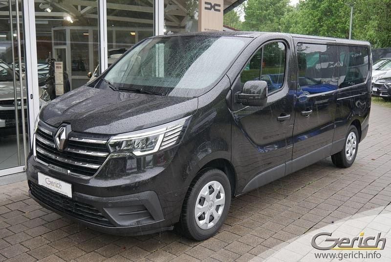 Schwarz Gebraucht 2023 Renault Trafic Life Van | 37.900 € (Fairer Preis) - Bild 1/4