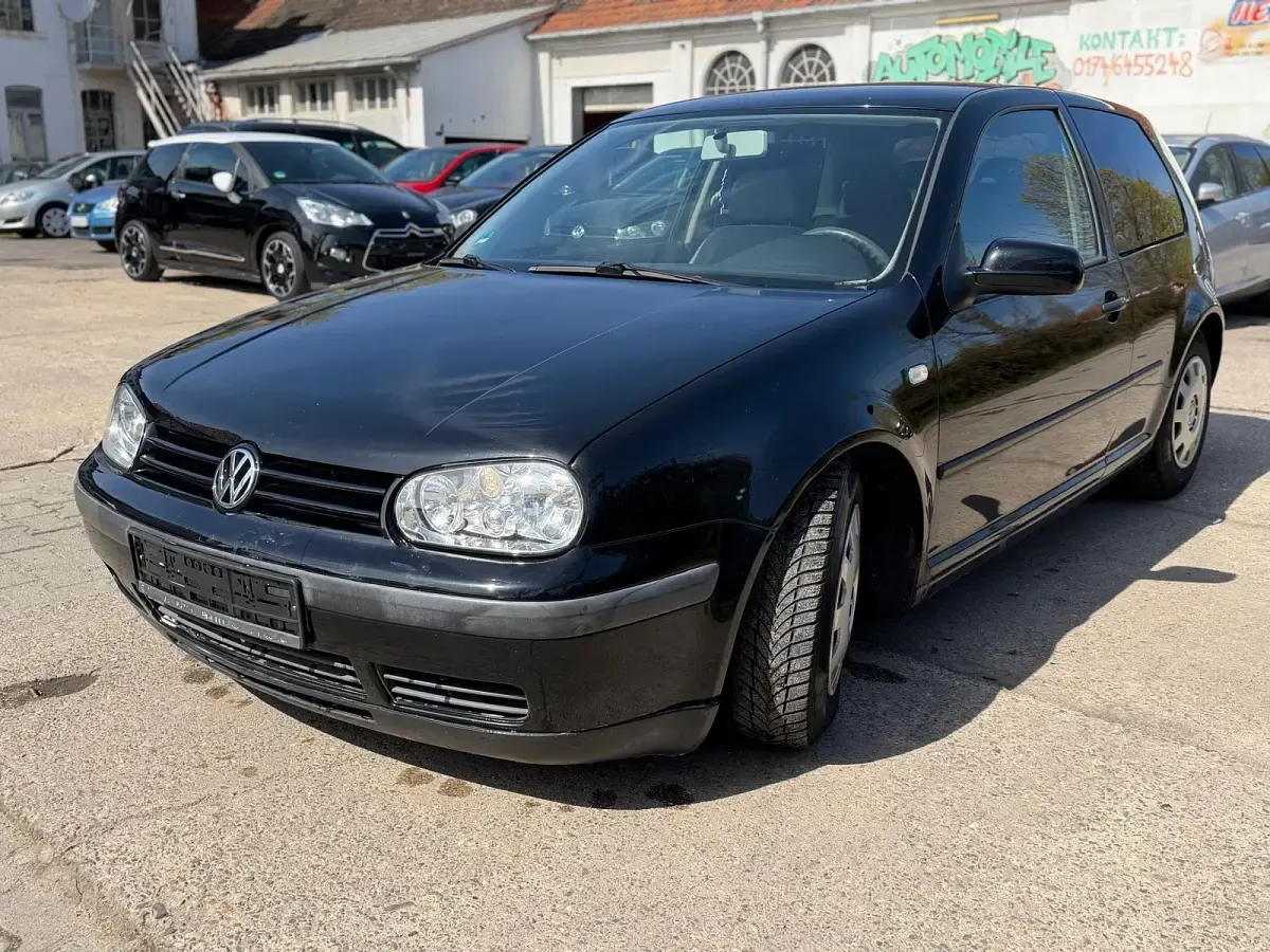 Gebraucht VW Golf IV 75 PS (55 kW) 2001 Kleinwagen