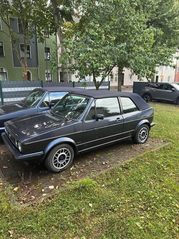 Blau Gebraucht 1987 VW Golf Cabriolet Karmann Cabrio | 7.490 € - Bild 1/4