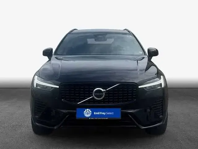 Gebraucht Volvo XC60 Plus 398 PS (292 kW) 2023 Onyx blackmetallic 717 SUV