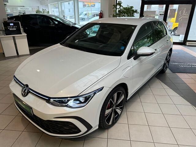 Gebraucht VW Golf VIII GTE 245 PS (180 kW) 2022 Weiß Limousine