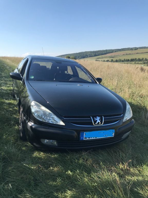 Schwarz Gebraucht 2004 Peugeot 607 Platinum Limousine | 2.200 € (Fairer Preis) - Bild 1/4
