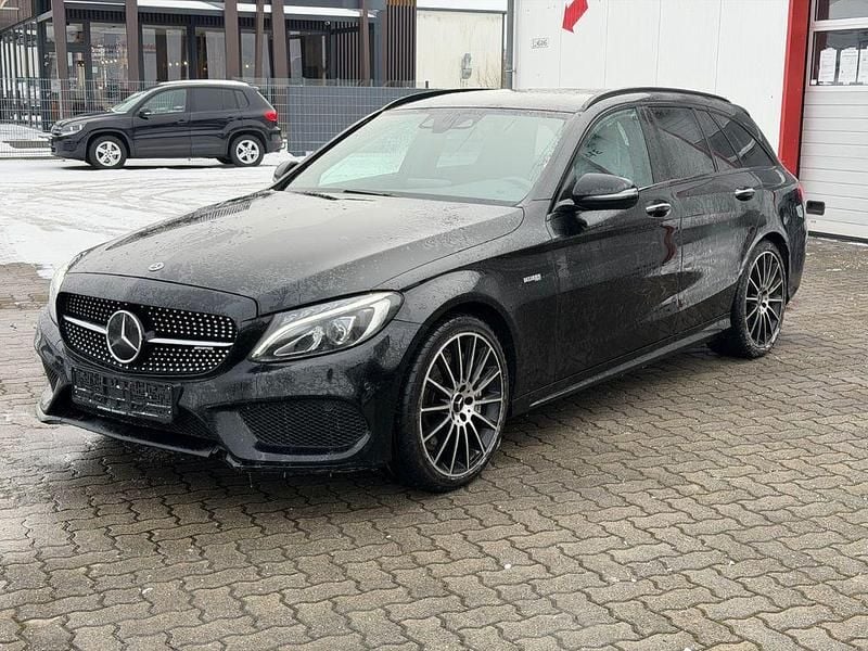 Gebraucht Mercedes C43 AMG AMG 367 PS (269 kW) 2017 Schwarz Limousine