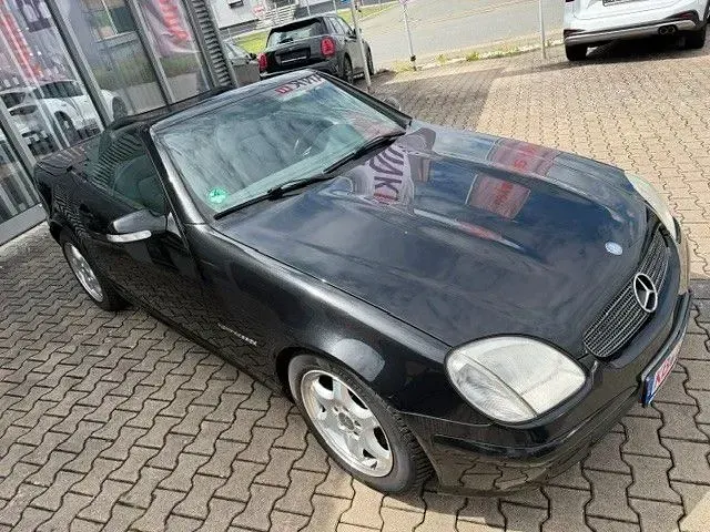 Gebraucht Mercedes SLK200 Edition 163 PS (119 kW) 2003 Schwarz Cabrio