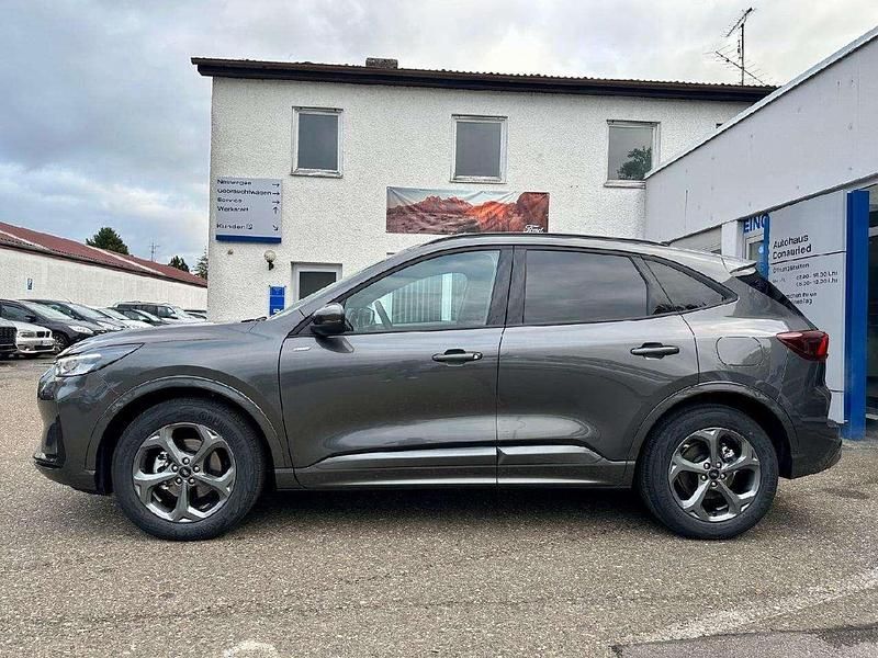 Neu Ford Kuga ST-Line 186 PS (136 kW) 2025 Magneticgrau (metallic) SUV
