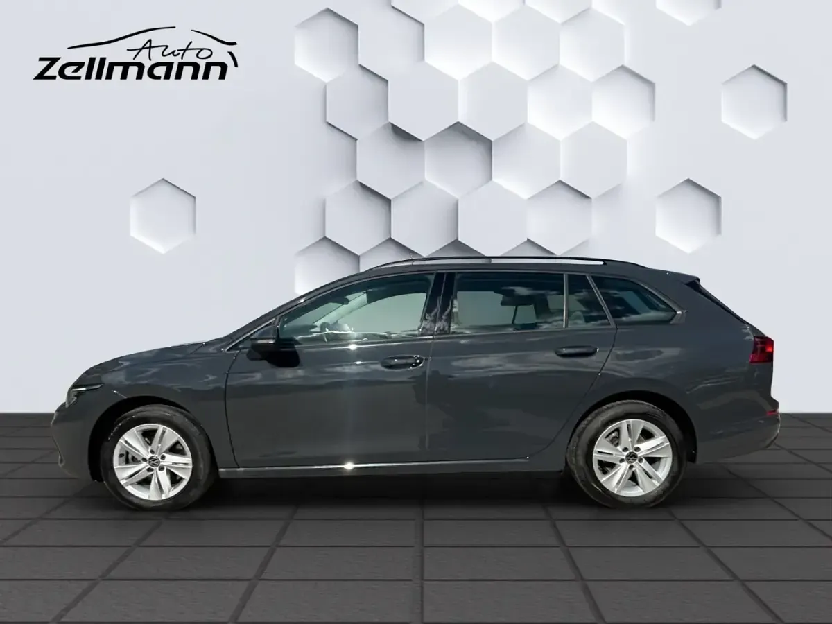 Gebraucht VW Golf VIII Life 116 PS (85 kW) 2022 Grau Kombi