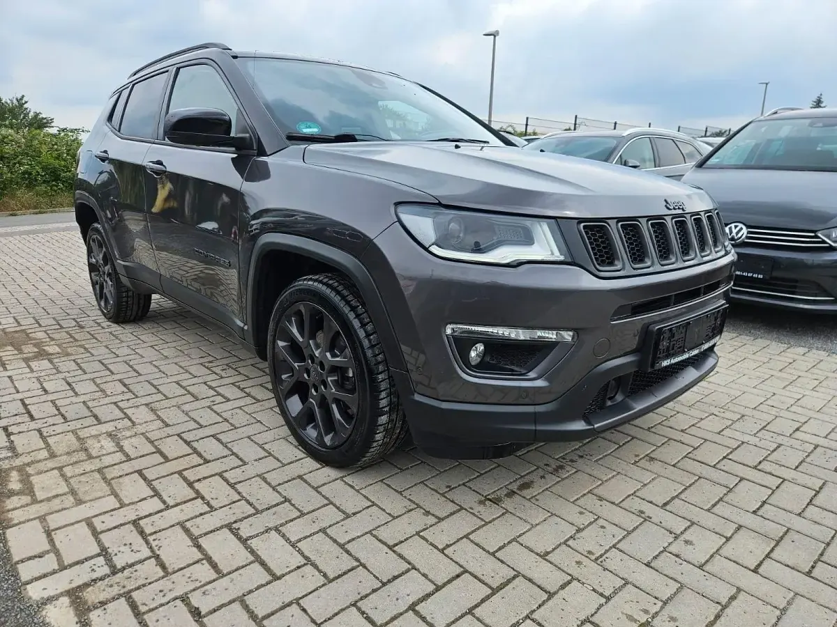 Gebraucht Jeep Compass 150 PS (110 kW) 2020 SUV
