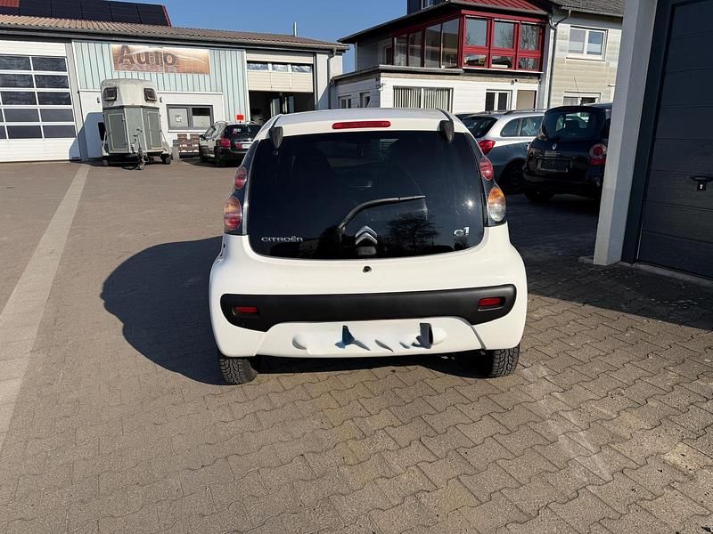 Gebraucht Citroën C1 68 PS (50 kW) 2014 Weiß Kleinwagen