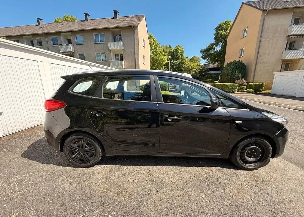 Gebraucht Kia Carens Vision 136 PS (100 kW) 2015 Schwarz Van / Kleinbus