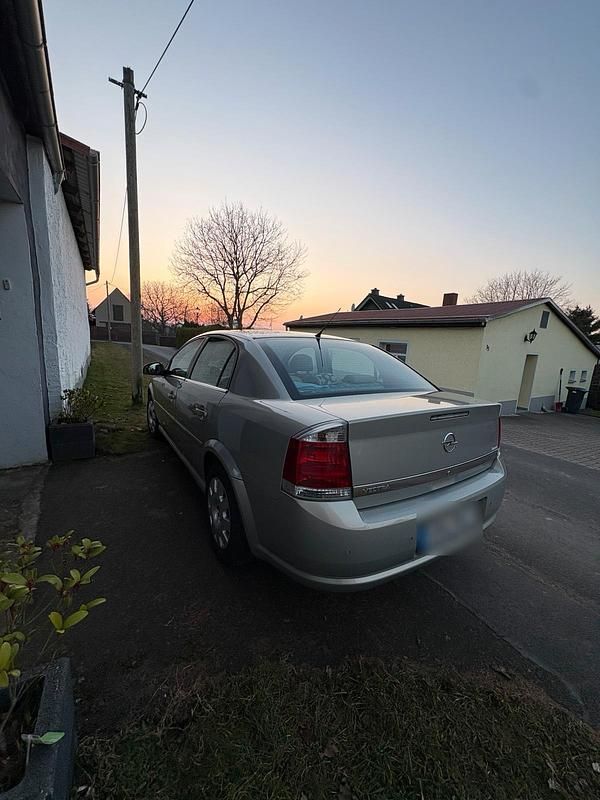 Gebraucht Opel Vectra 140 PS (102 kW) 2006 Silber Limousine