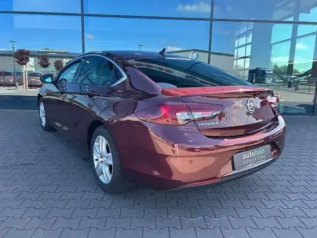Gebraucht Opel Insignia Dynamic 136 PS (100 kW) 2019 Braun Limousine