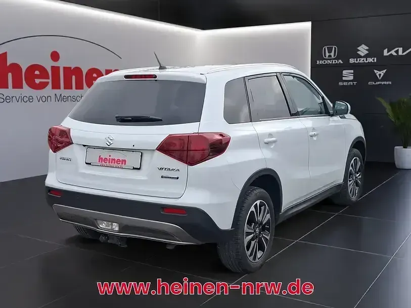 Gebraucht Suzuki Vitara Comfort+ 2022 Weiss SUV