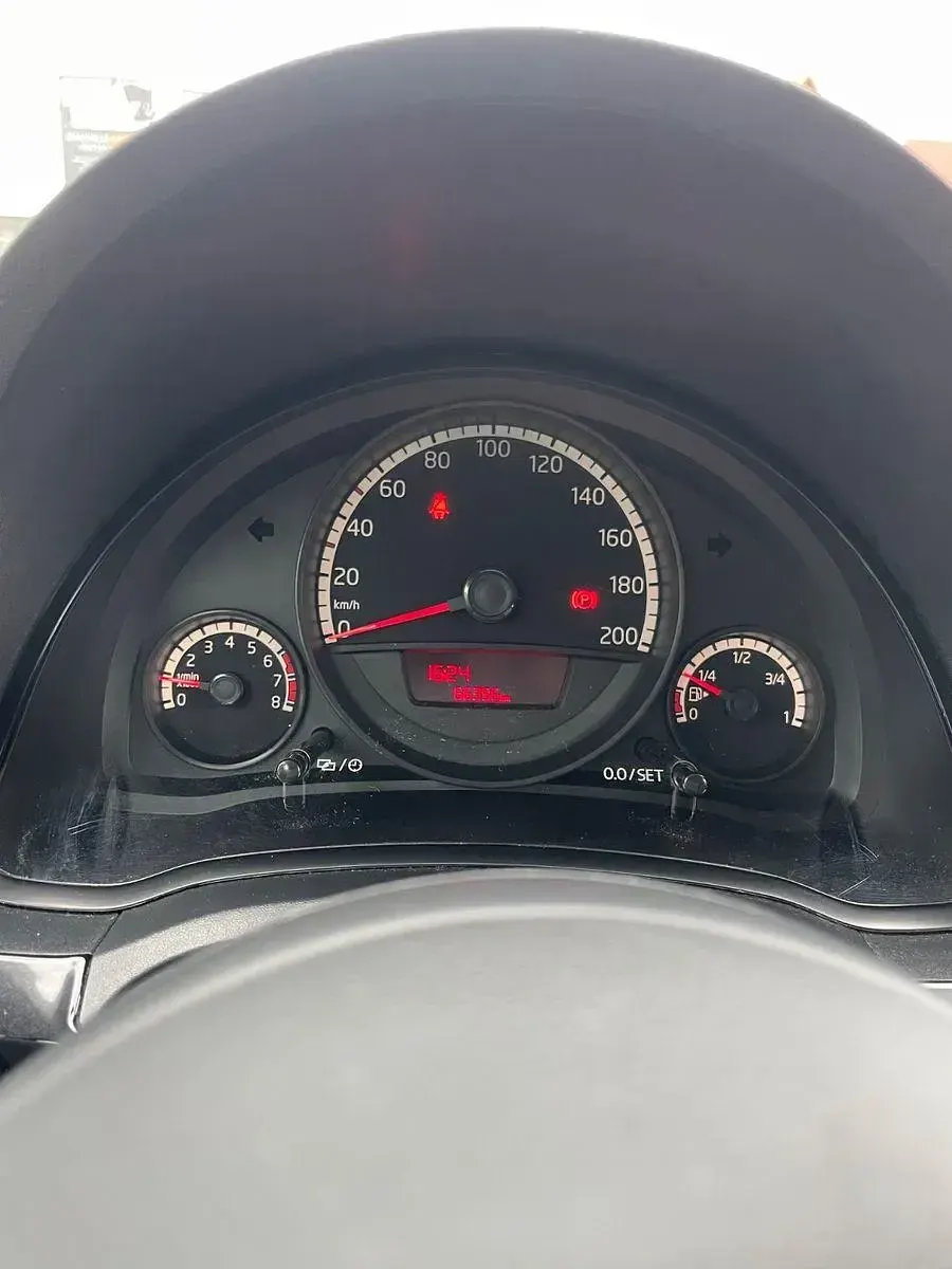 Gebraucht VW up! move up! 60 PS (44 kW) 2014 Weiß Kleinwagen
