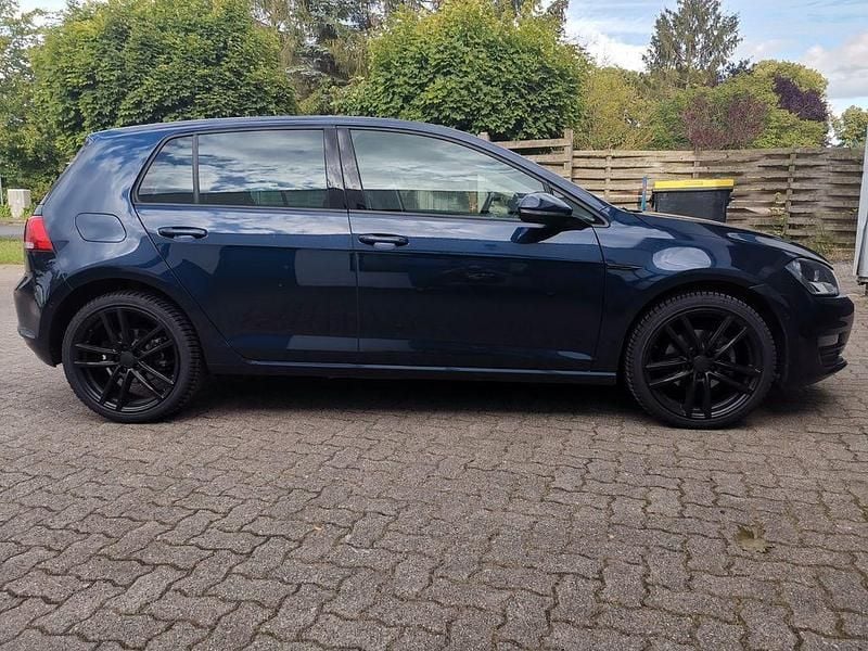Gebraucht VW Golf VII Cup 125 PS (91 kW) 2015 Blau Limousine