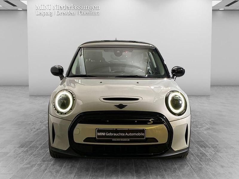 Gebraucht Mini Cooper SE 135 kW (184 PS) 2022 Weiß Kleinwagen