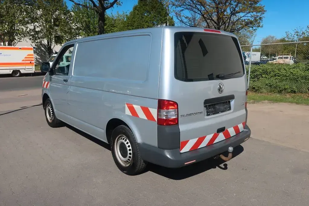 Gebraucht VW Transporter 140 PS (102 kW) 2011 Silber Van