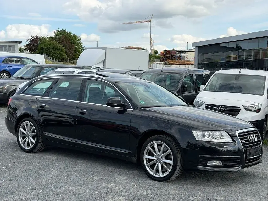 Gebraucht Audi A6 Ambiente 239 PS (175 kW) 2010 Phantomschwarz perleffekt Kombi