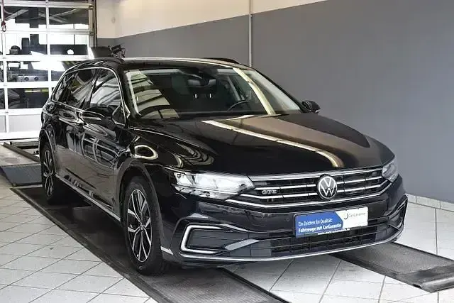 Gebraucht VW Passat GTE 218 PS (160 kW) 2022 Schwarz Kombi