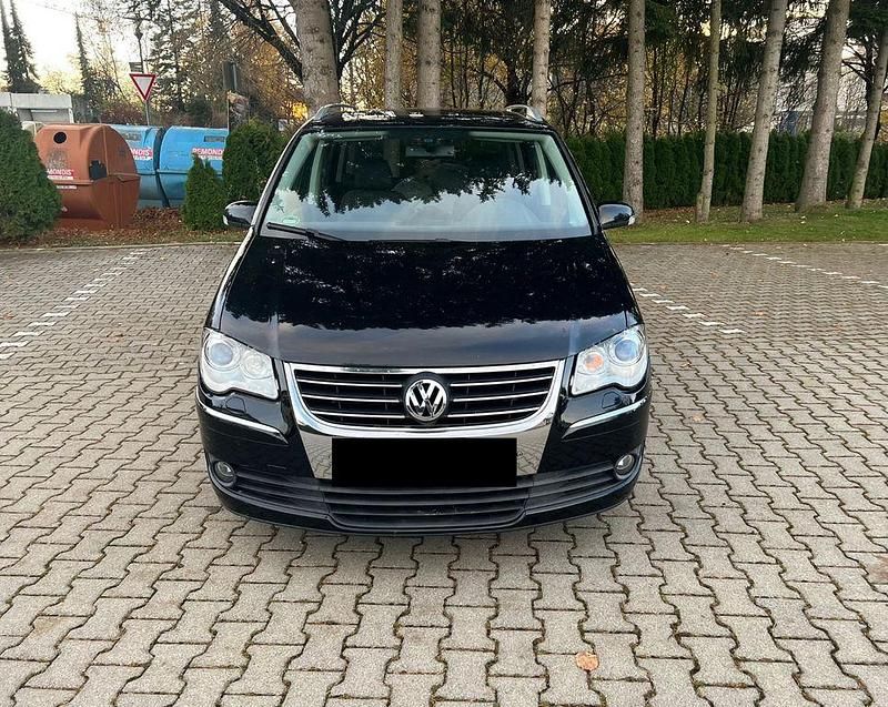 Gebraucht VW Touran Highline 105 PS (77 kW) 2008 Schwarz Van / Kleinbus