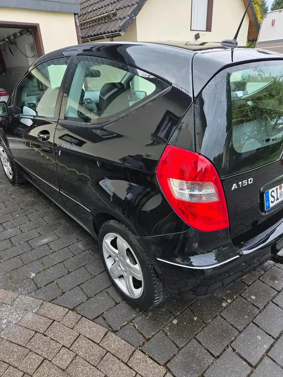 Gebraucht Mercedes A150 95 PS (69 kW) 2008 Schwarz Kleinwagen