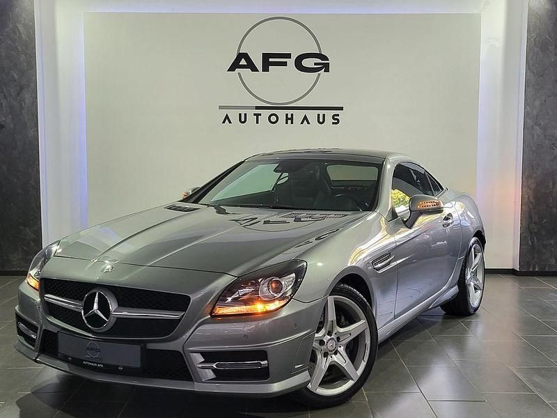 Silber Gebraucht 2015 Mercedes SLK200 AMG line Cabrio | 24.995 € (Fairer Preis) - Bild 1/4
