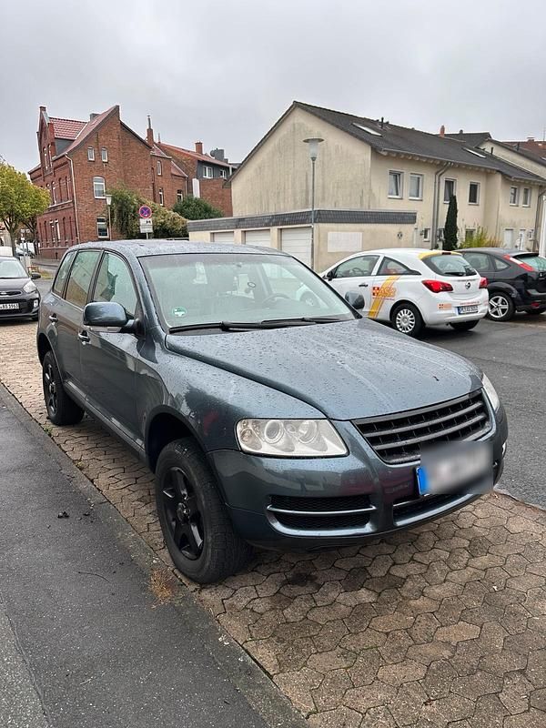 Grau Gebraucht 2007 VW Touareg SUV | 7.800 € - Bild 1/4