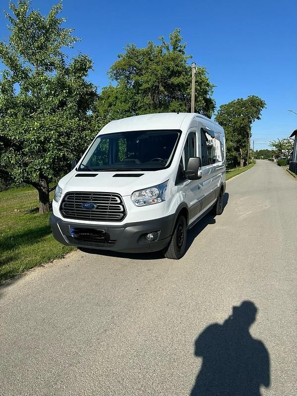 Second-hand Ford Transit 170 CP (125 kW) 2019 Alb Monovolum