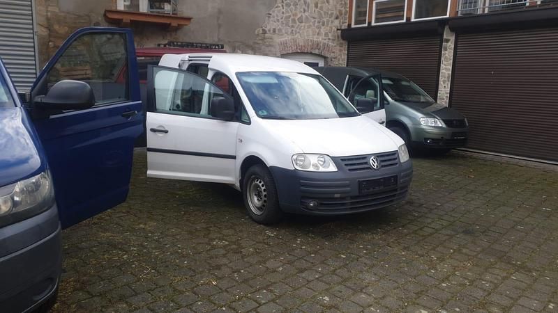 Gebraucht VW Caddy 105 PS (77 kW) 2010 Van / Kleinbus